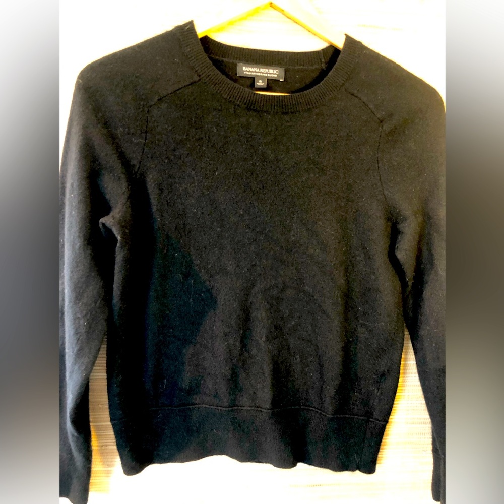 BANANA REPUBLIC crewneck sweater women’s sz S Italian Merino Wool Blend